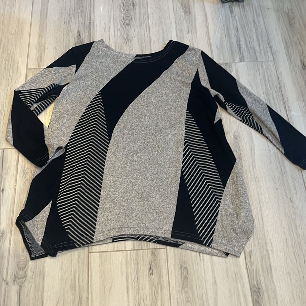 Soft scoop neck sweater/ cardigan in navy and gray
